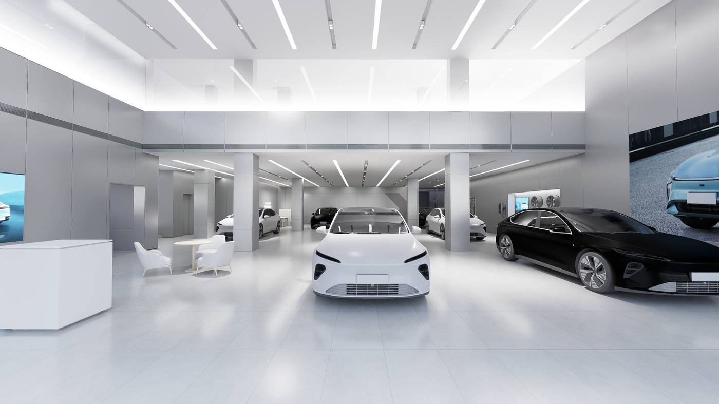 某汽车品牌连锁店